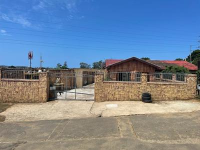 House For Sale in Trenance Manor, Phoenix
