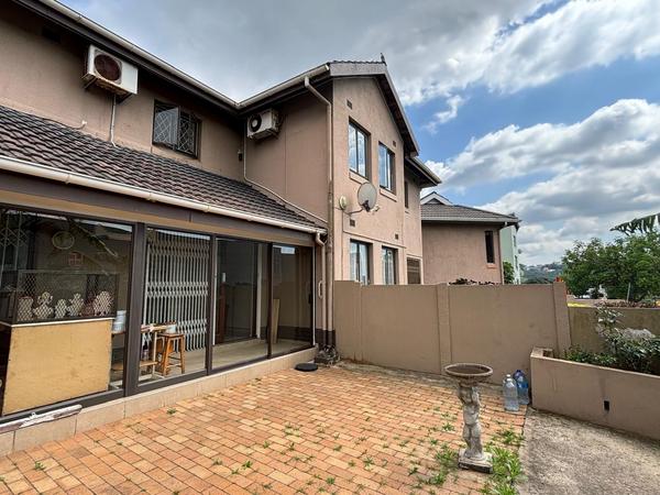 Townhouse For Sale in Reservoir Hills, Durban
